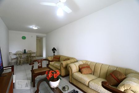 Sala de apartamento à venda com 2 quartos, 77m² em Barra da Tijuca, Rio de Janeiro