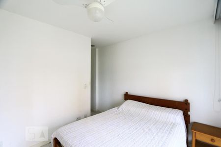 Apartamento à venda com 77m², 2 quartos e 1 vagaQuarto suite 1