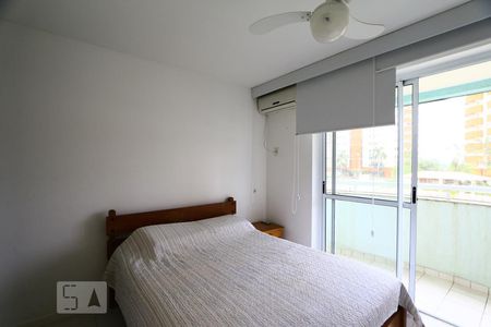Apartamento à venda com 77m², 2 quartos e 1 vagaQuarto suite 1