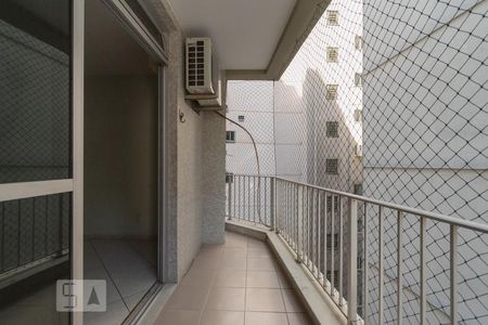 Varanda de apartamento para alugar com 3 quartos, 130m² em Laranjeiras, Rio de Janeiro