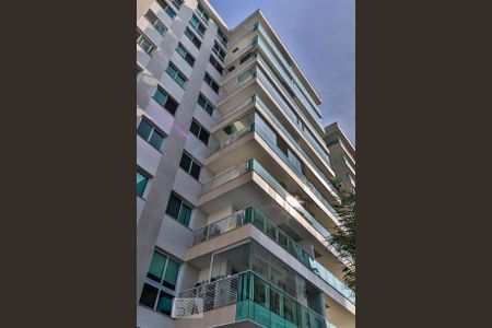 Apartamento para alugar com 91m², 3 quartos e 1 vaga Apartamento para alugar com 91m², 3 quartos e 1 vagaFachada