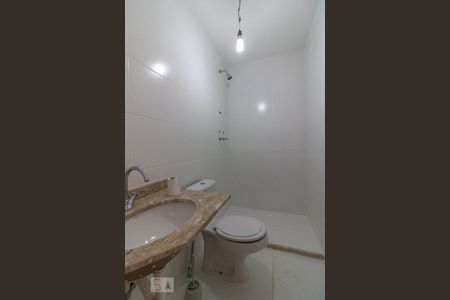 Apartamento para alugar com 70m², 2 quartos e 2 vagasBanheiro do Quarto 1
