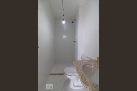 Apartamento para alugar com 70m², 2 quartos e 2 vagasBanheiro