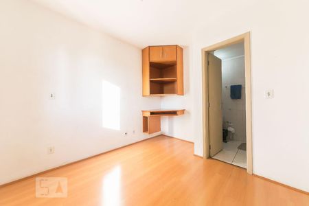 Suíte de apartamento para alugar com 1 quarto, 45m² em Centro, Campinas