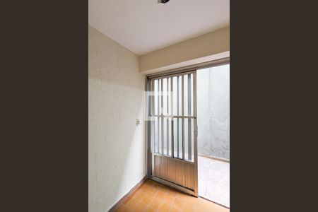 Casa à venda com 165m², 3 quartos e 2 vagas Casa à venda com 165m², 3 quartos e 2 vagasHall