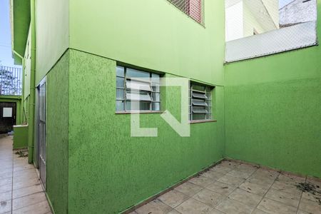 Casa à venda com 165m², 3 quartos e 2 vagas Casa à venda com 165m², 3 quartos e 2 vagasQuintal