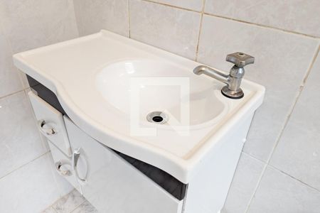 Casa à venda com 165m², 3 quartos e 2 vagas Casa à venda com 165m², 3 quartos e 2 vagasBanheiro da suíte