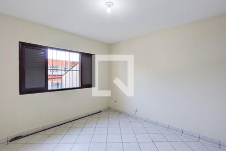 Casa à venda com 165m², 3 quartos e 2 vagas Casa à venda com 165m², 3 quartos e 2 vagasQuarto da suíte