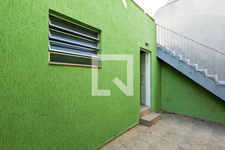 Casa à venda com 165m², 3 quartos e 2 vagas Casa à venda com 165m², 3 quartos e 2 vagasQuintal