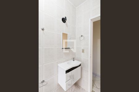 Casa à venda com 165m², 3 quartos e 2 vagas Casa à venda com 165m², 3 quartos e 2 vagasBanheiro