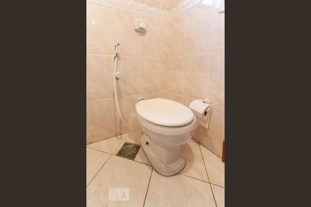 Apartamento à venda com 220m², 5 quartos e 4 vagasBanheiro da Suíte 3