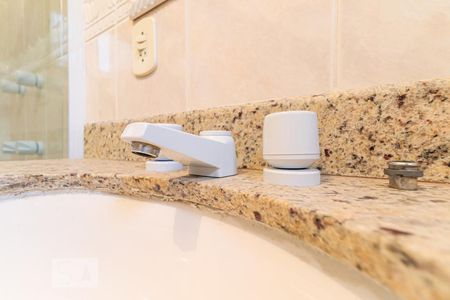 Apartamento à venda com 220m², 5 quartos e 4 vagasBanheiro da Suíte 3