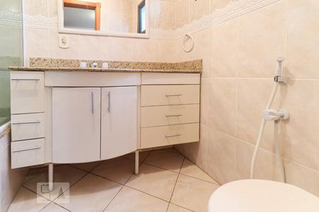 Apartamento à venda com 220m², 5 quartos e 4 vagasBanheiro da Suíte 3