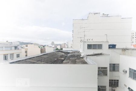 Vista quarto 1 de apartamento para alugar com 2 quartos, 65m² em Vila Isabel, Rio de Janeiro