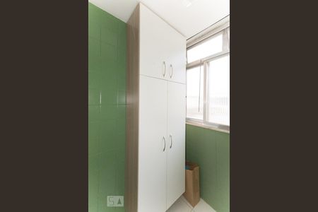 Apartamento à venda com 65m², 2 quartos e 1 vagaÁrea de serviço