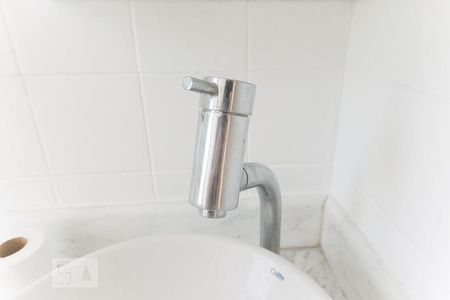 Apartamento à venda com 65m², 2 quartos e 1 vagaBanheiro torneira