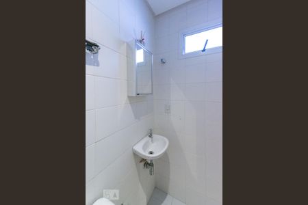 Apartamento para alugar com 110m², 3 quartos e 2 vagas Apartamento para alugar com 110m², 3 quartos e 2 vagasBanheiro de Serviço
