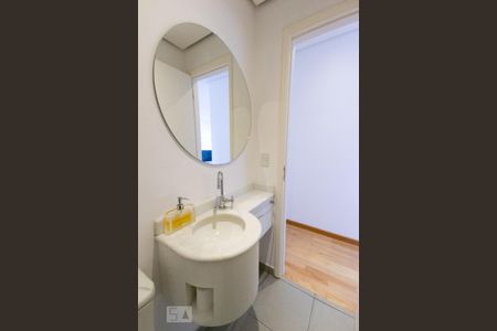 Apartamento para alugar com 110m², 3 quartos e 2 vagas Apartamento para alugar com 110m², 3 quartos e 2 vagasBanheiro Social 2