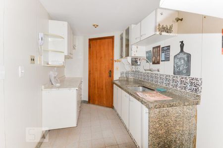 Apartamento à venda com 86m², 3 quartos e 1 vaga Apartamento à venda com 86m², 3 quartos e 1 vagaCozinha