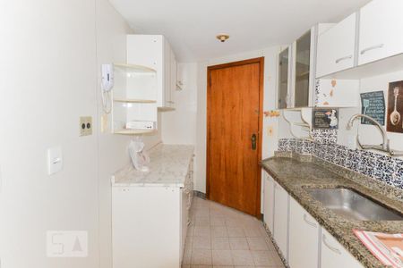Apartamento à venda com 86m², 3 quartos e 1 vaga Apartamento à venda com 86m², 3 quartos e 1 vagaCozinha