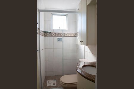 Apartamento para alugar com 67m², 2 quartos e 1 vagaBANHEIRO