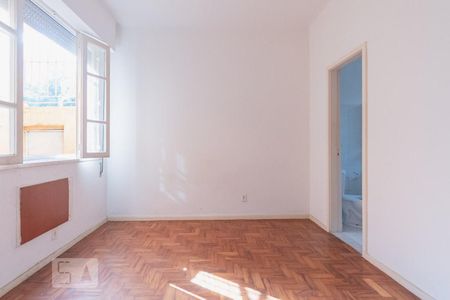 Sala/Quarto de kitnet/studio para alugar com 1 quarto, 23m² em Laranjeiras, Rio de Janeiro