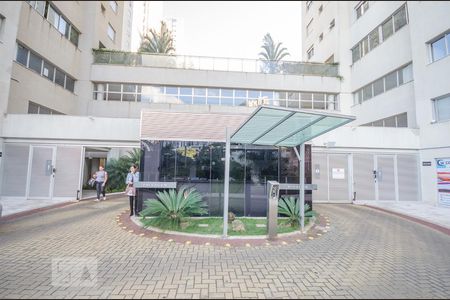 Apartamento para alugar com 70m², 2 quartos e 2 vagasFachada