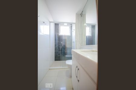 Apartamento para alugar com 70m², 2 quartos e 2 vagasBanheiro