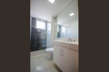 Apartamento para alugar com 70m², 2 quartos e 2 vagasBanheiro