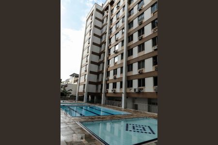 Apartamento à venda com 56m², 2 quartos e 1 vaga Apartamento à venda com 56m², 2 quartos e 1 vagaPiscina
