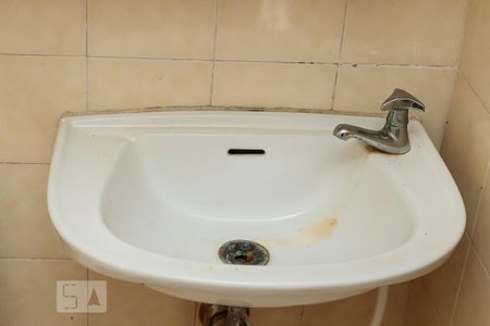 Apartamento à venda com 56m², 2 quartos e 1 vaga Apartamento à venda com 56m², 2 quartos e 1 vagaBanheiro de Serviço