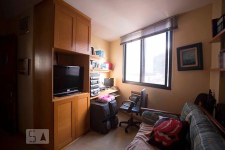 quarto 2 de apartamento à venda com 3 quartos, 104m² em Icaraí, Niterói