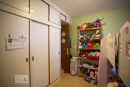 quarto 1 de apartamento à venda com 3 quartos, 104m² em Icaraí, Niterói