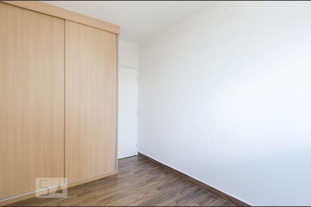 Apartamento à venda com 57m², 2 quartos e 1 vagaQuarto 2