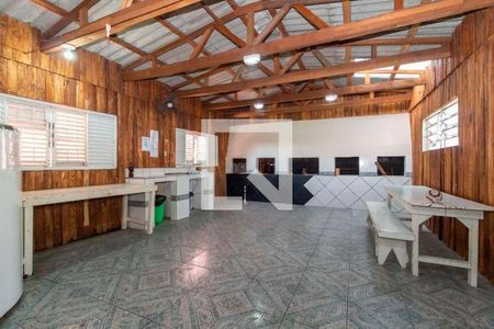 Apartamento para alugar com 42m², 1 quarto e sem vaga Apartamento para alugar com 42m², 1 quarto e sem vagaÁrea comum - Salão de festas