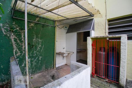 Casa para alugar com 320m², 8 quartos e 2 vagasLavanderia