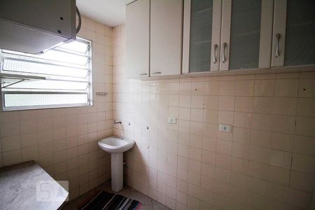 Casa para alugar com 320m², 8 quartos e 2 vagasCozinha