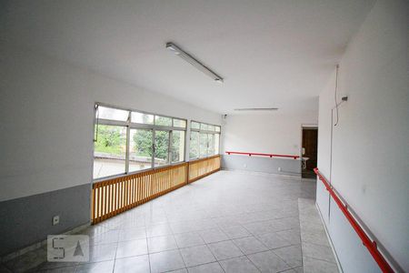 Casa para alugar com 320m², 8 quartos e 2 vagasSala