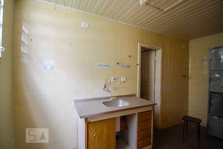 Casa para alugar com 320m², 8 quartos e 2 vagasCozinha do Piso Inferior