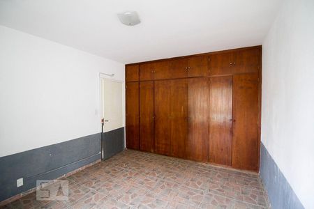 Casa para alugar com 320m², 8 quartos e 2 vagasQuarto 4