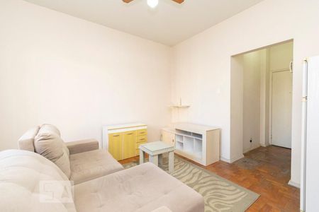 Sala de apartamento para alugar com 1 quarto, 57m² em Centro, Niterói