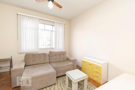 Sala de apartamento para alugar com 1 quarto, 57m² em Centro, Niterói