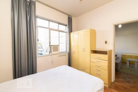 Quarto de apartamento para alugar com 1 quarto, 57m² em Centro, Niterói