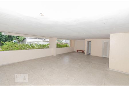 Apartamento à venda com 80m², 2 quartos e 1 vagaÁrea comum - Salão de festas