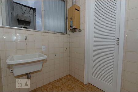 Apartamento à venda com 80m², 2 quartos e 1 vagaÁrea de Serviço