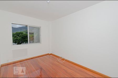 Quarto 1 de apartamento à venda com 2 quartos, 80m² em Grajaú, Rio de Janeiro