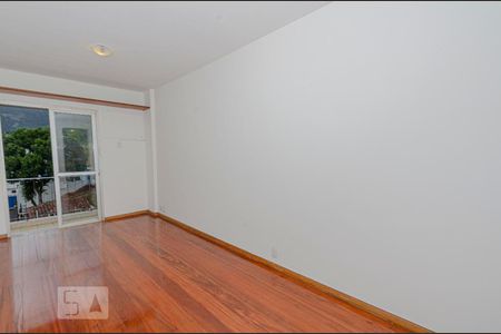 Sala de apartamento à venda com 2 quartos, 80m² em Grajaú, Rio de Janeiro