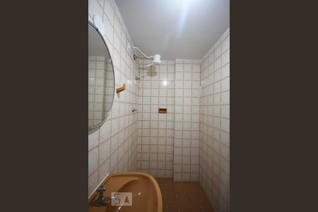 Banheiro de apartamento para alugar com 2 quartos, 64m² em Jardim Bonfiglioli, São Paulo