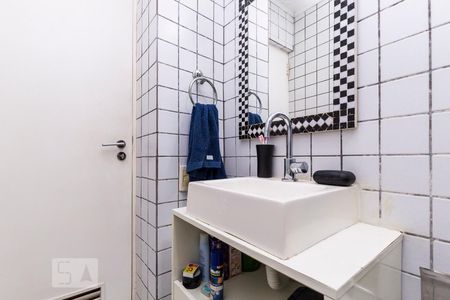 Banheiro de apartamento à venda com 3 quartos, 124m² em Laranjeiras, Rio de Janeiro