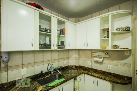 Apartamento à venda com 130m², 3 quartos e sem vagaCozinha